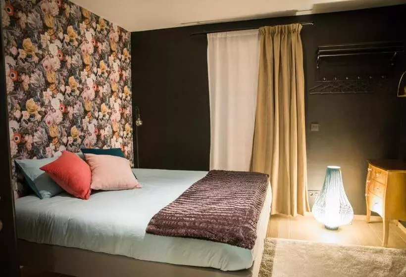 Majatalo Buenas Noches