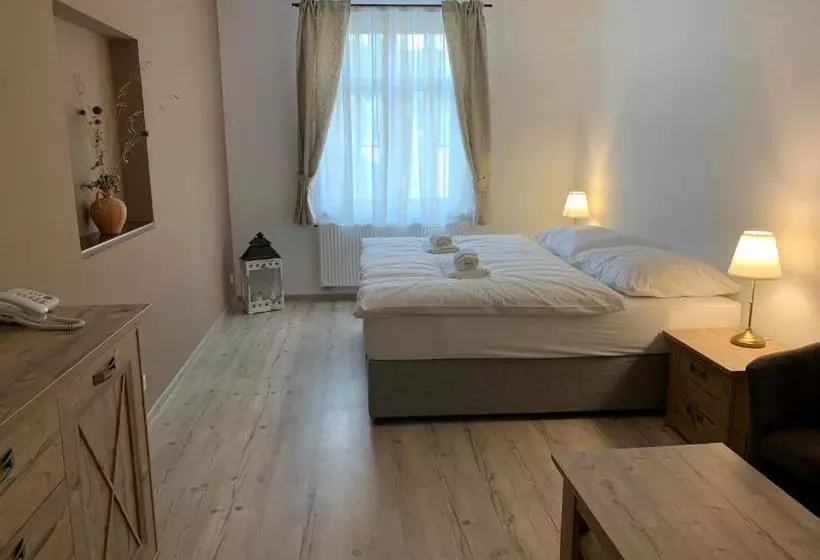 Majatalo Penzión Tvarožek