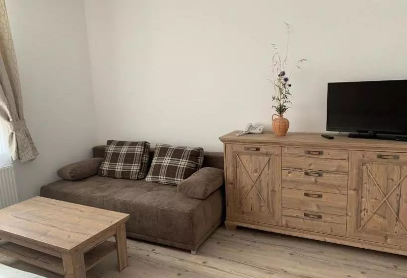 Majatalo Penzión Tvarožek