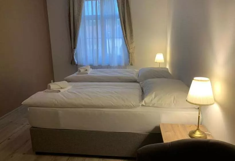 Majatalo Penzión Tvarožek