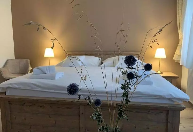 Majatalo Penzión Tvarožek