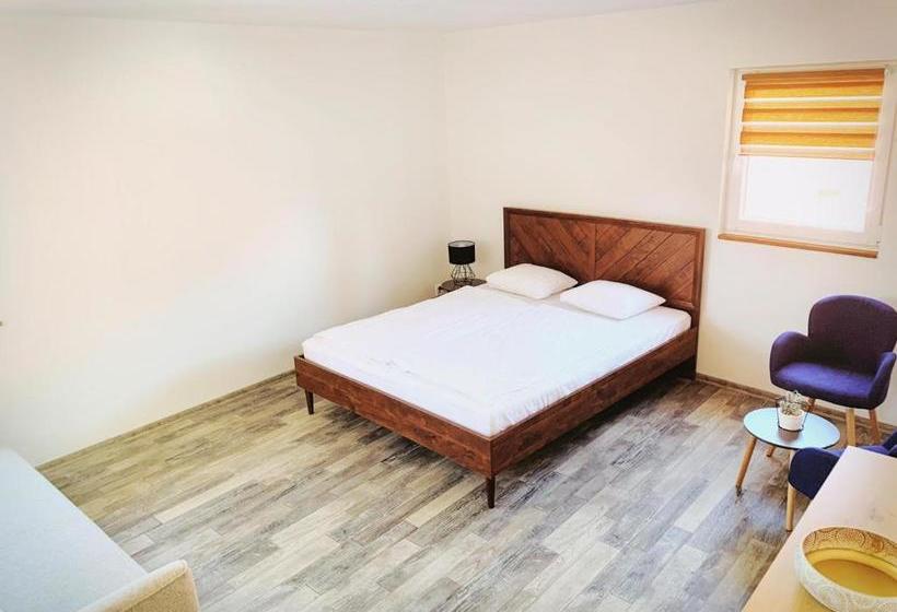 Пансион Penzion Kravín