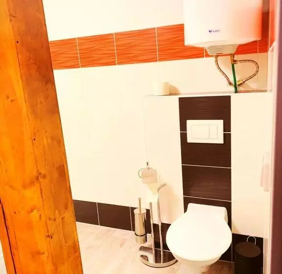 Majatalo Penzion Kravín