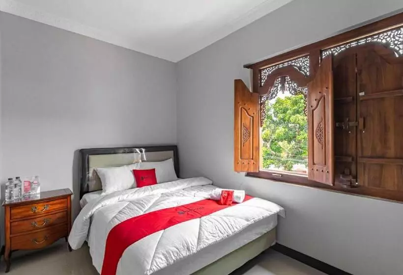 Majatalo Reddoorz Syariah Near Exit Toll Banyumanik Semarang