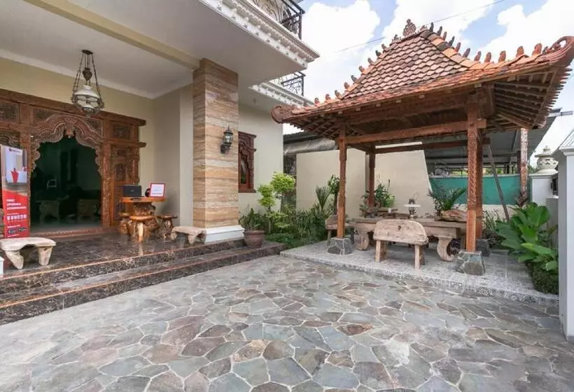 Majatalo Reddoorz Syariah Near Exit Toll Banyumanik Semarang