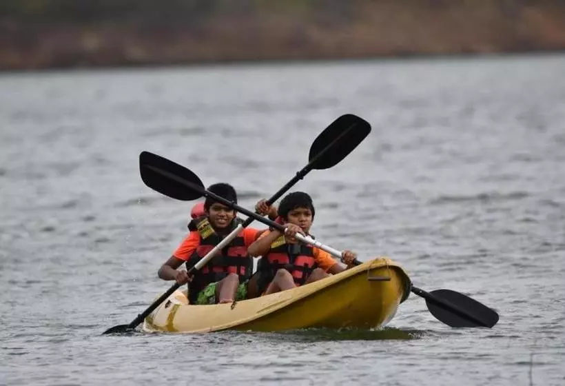Majatalo Wilpattu Green Cabin