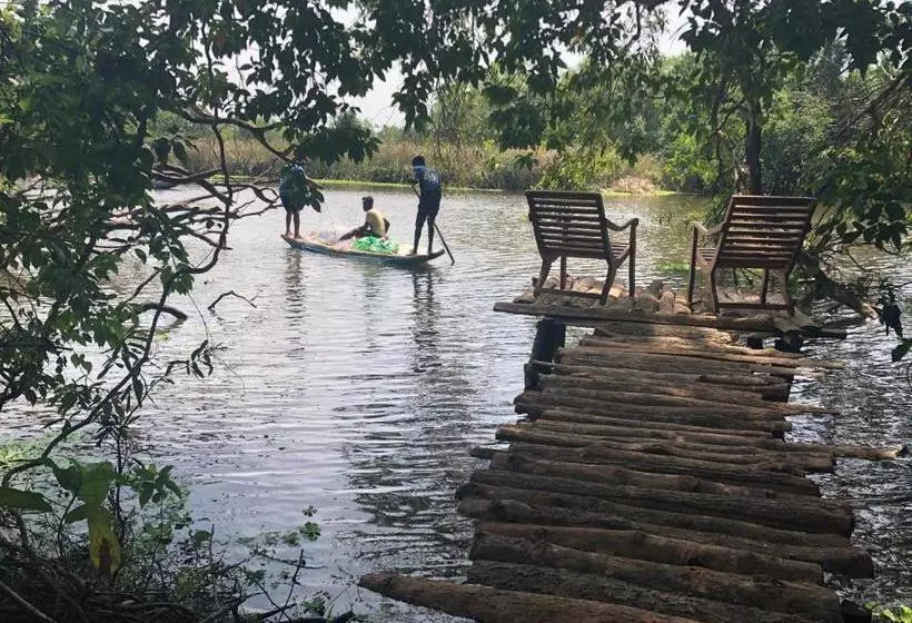 Majatalo Wilpattu Green Cabin