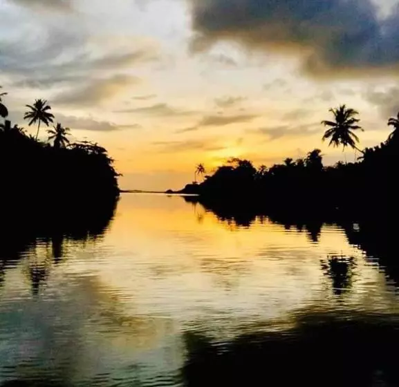 Majatalo Wilpattu Green Cabin