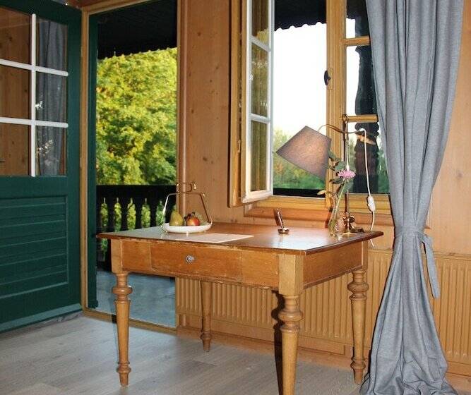 Villa Zollhaus Bed & Breakfast