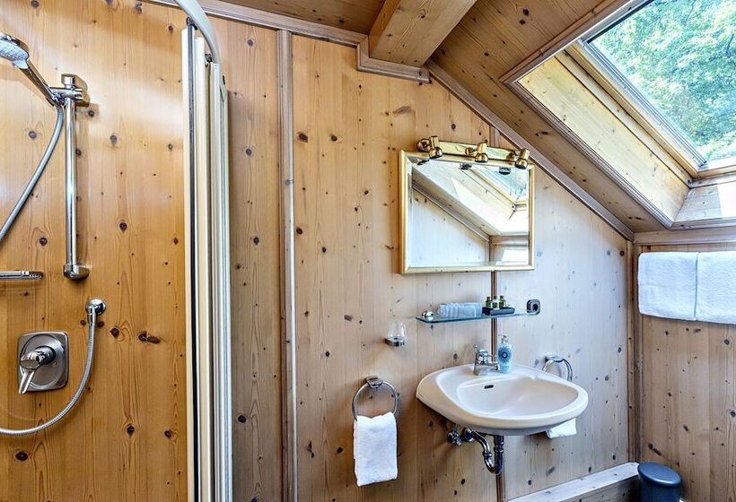 Villa Zollhaus Bed & Breakfast