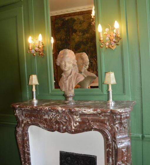 ベッドアンドブレックファースト Domaine De Chalaniat