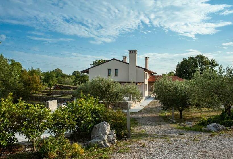 Отель Cardo Boutique&wine Resort