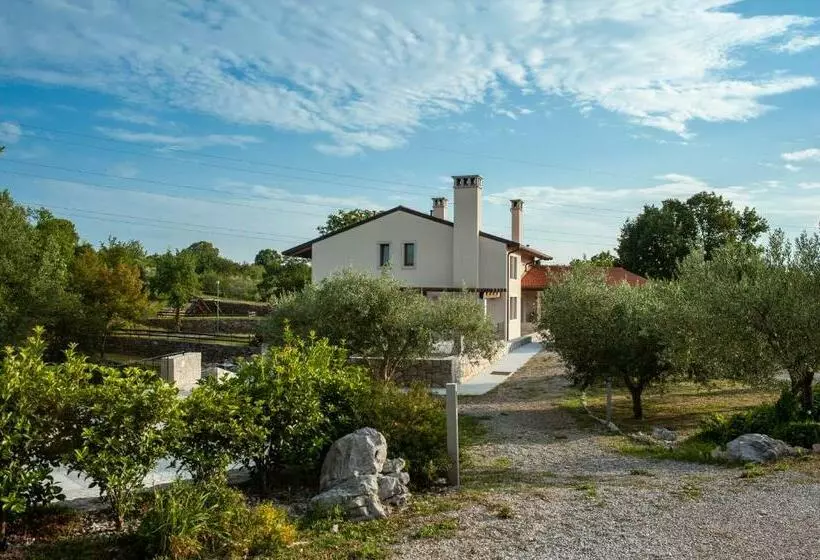 Hotelli Cardo Boutique&wine Resort