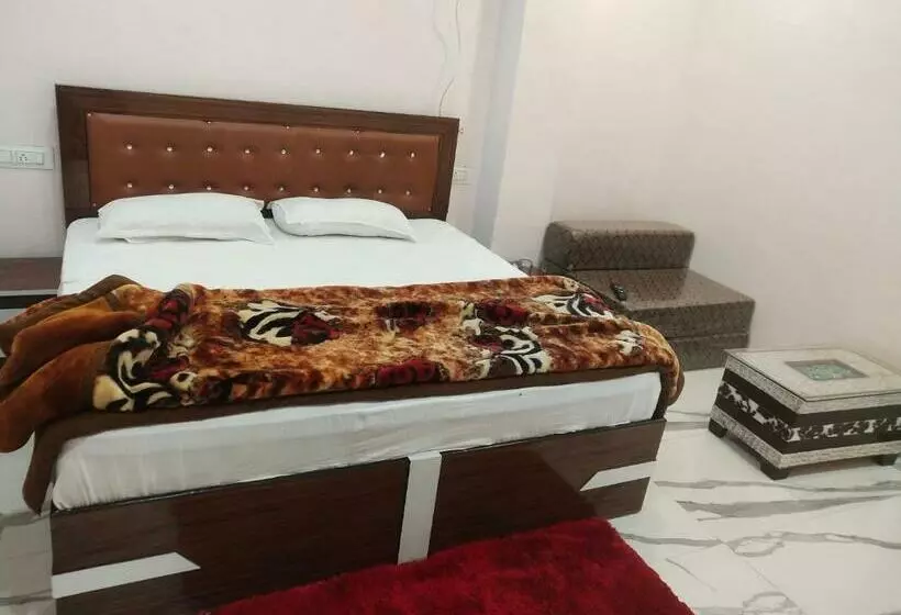 Hotelli Corridor Inn