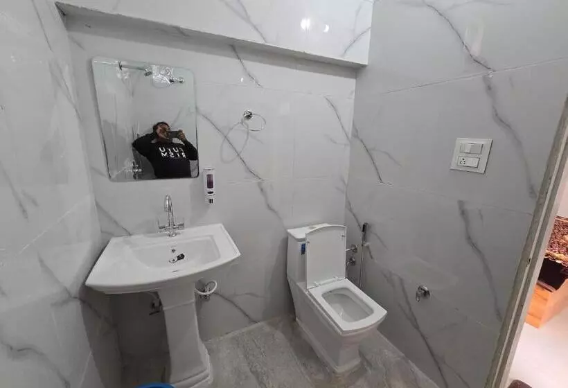 Hotelli Corridor Inn