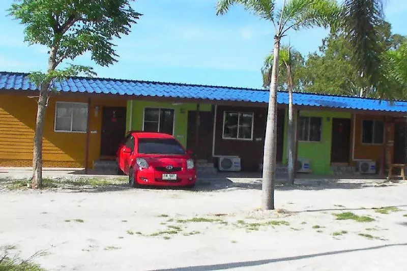 Hotelli Oyo 1063 Kingfha Resort