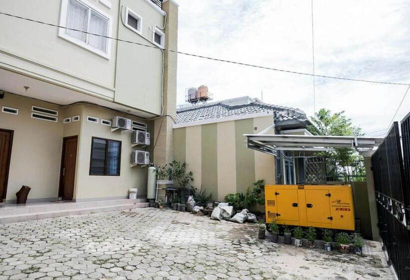 Otel Reddoorz Syariah Near Gatot Subroto Lampung 4