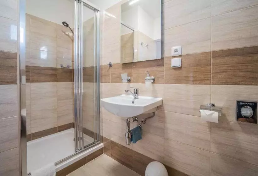 ペンション Penzion Eno