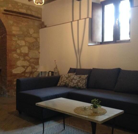 Podere La Castellina