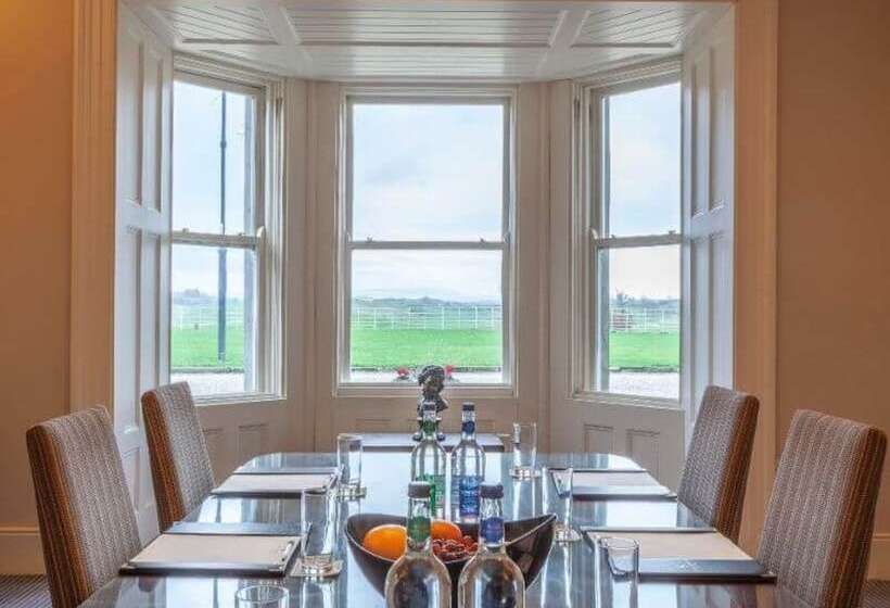 ホテル Castle Dargan