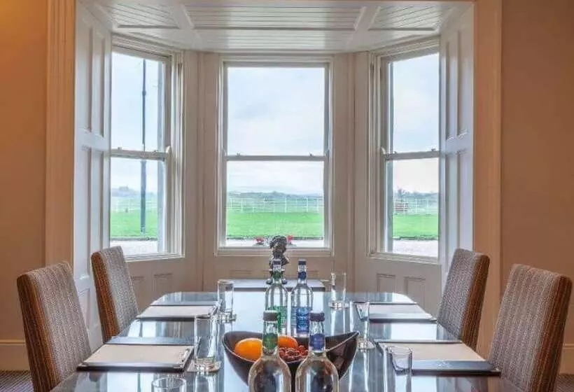 酒店 Castle Dargan