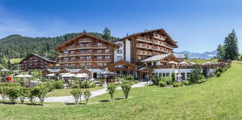 Hotell Chalet Royalp Hôtel & Spa