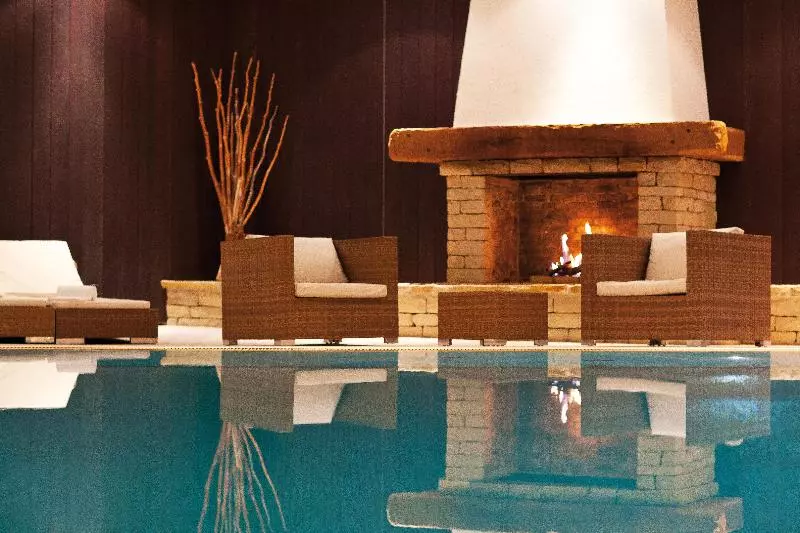 Hotell Chalet Royalp Hôtel & Spa