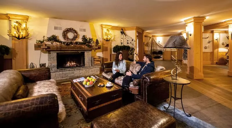 Hotell Chalet Royalp Hôtel & Spa