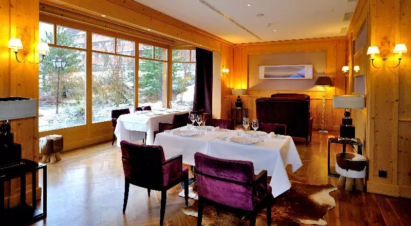 Hotell Chalet Royalp Hôtel & Spa