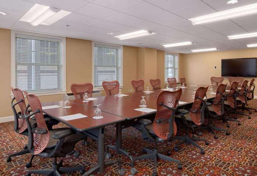 Doubletree Suites By Hilton Hotel Detroit Downtown   Fort Shelby