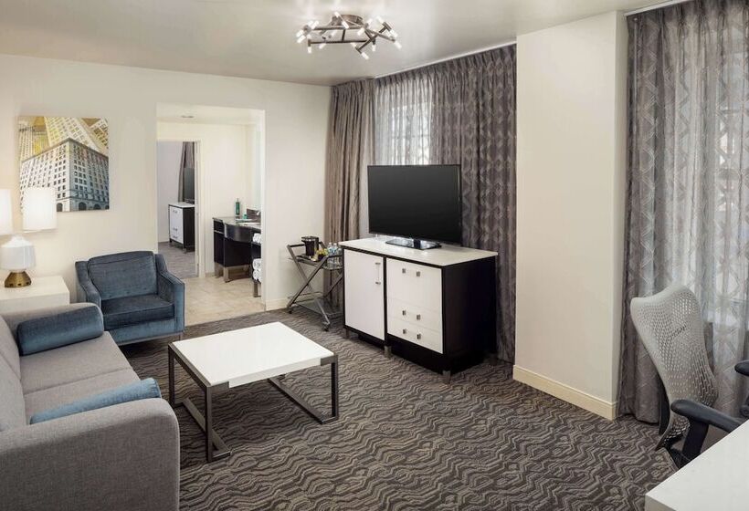 Doubletree Suites By Hilton Hotel Detroit Downtown   Fort Shelby