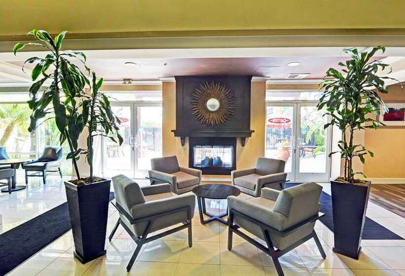 בית מלון כפרי Embassy Suites By Hilton Valencia