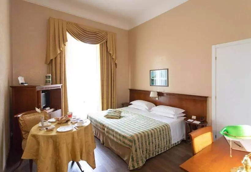 Отель Excelsior Palace