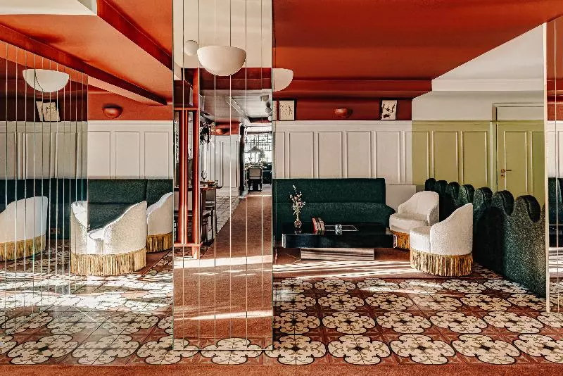 Otel Experimental Chalet