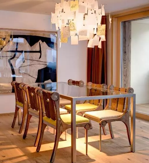 Hotel Firefly Luxury Suites