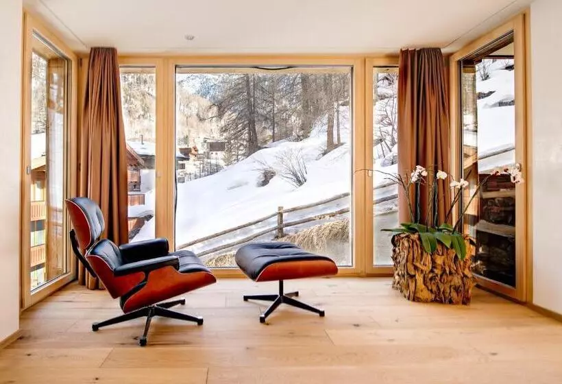 Hotel Firefly Luxury Suites