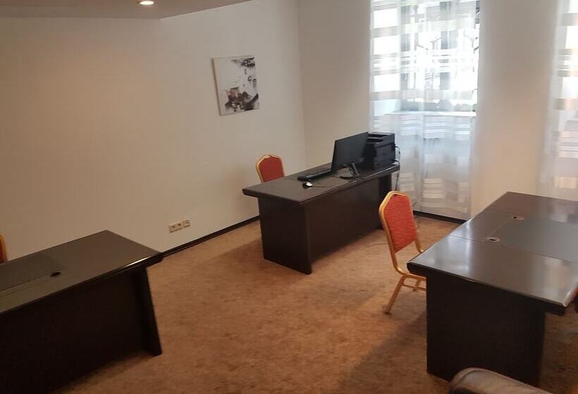 Grand Palace Hotel Hannover