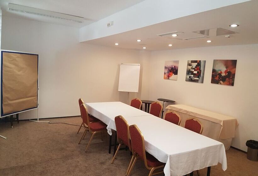 Grand Palace Hotel Hannover