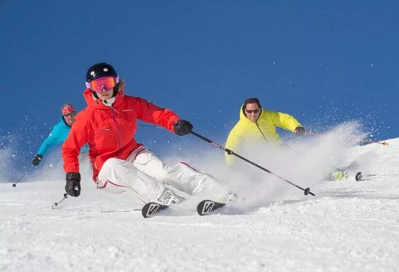 Guarda Golf Hotel & Residences