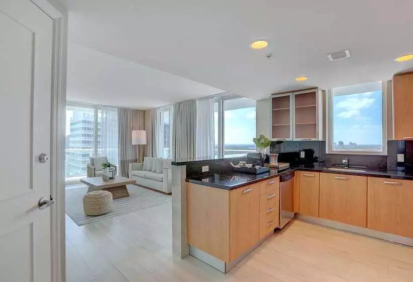 בית מלון כפרי Beach House Fort Lauderdale, a Hilton Resort