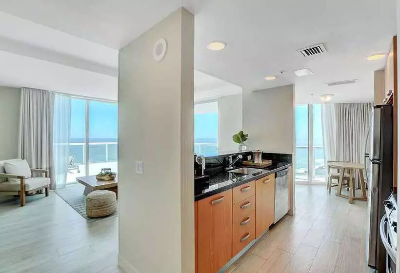 בית מלון כפרי Beach House Fort Lauderdale, a Hilton Resort