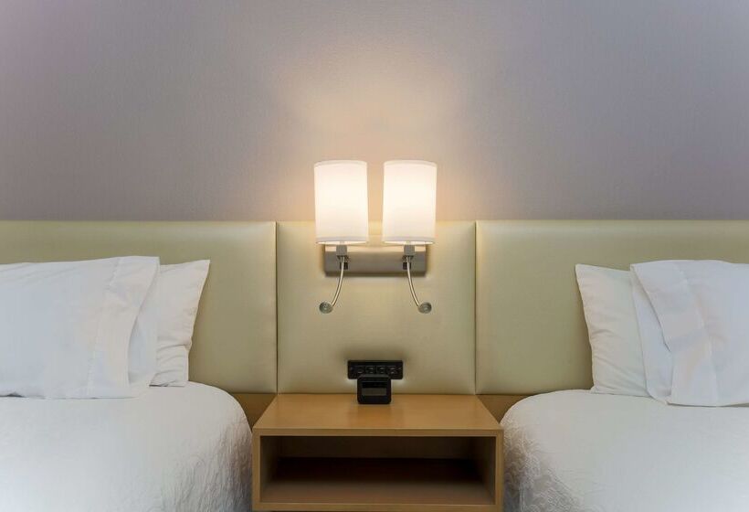 酒店 Hilton Garden Inn Bakersfield