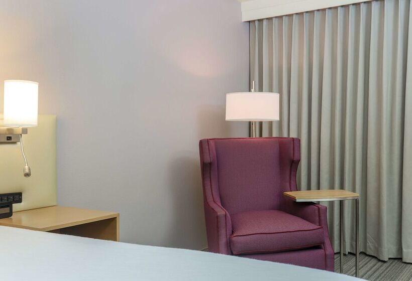 酒店 Hilton Garden Inn Bakersfield