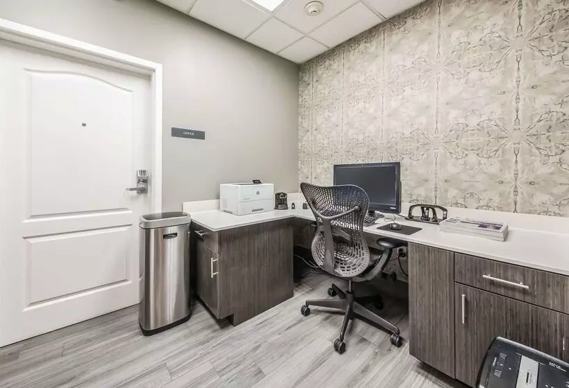 Отель Hilton Garden Inn Beaumont, Tx