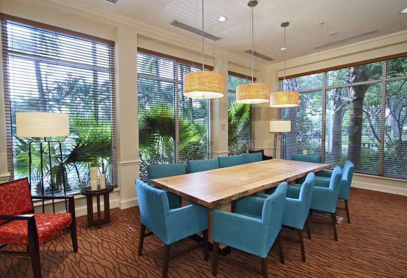 בית מלון כפרי Hilton Garden Inn Fort Lauderdale Airport Cruise Port