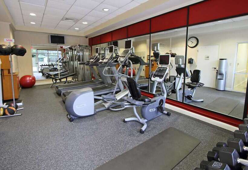 בית מלון כפרי Hilton Garden Inn Fort Lauderdale Airport Cruise Port