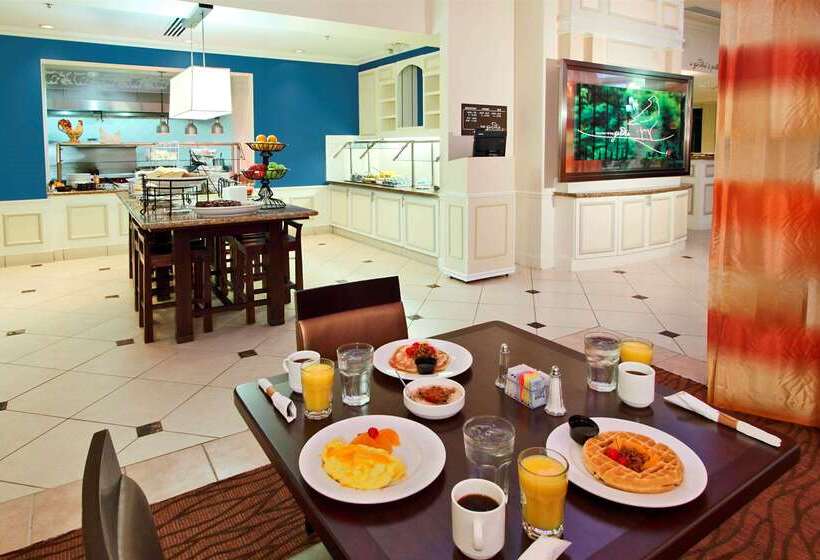 בית מלון כפרי Hilton Garden Inn Fort Lauderdale Airport Cruise Port