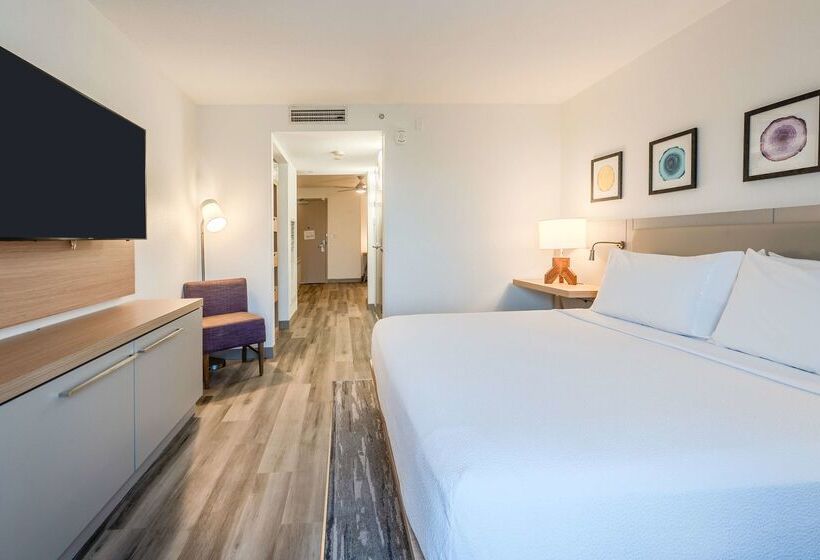 בית מלון כפרי Hilton Garden Inn Fort Lauderdale Airport Cruise Port