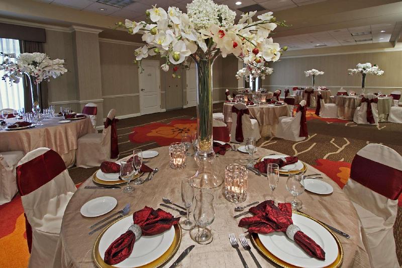 בית מלון כפרי Hilton Garden Inn Fort Lauderdale Airport Cruise Port