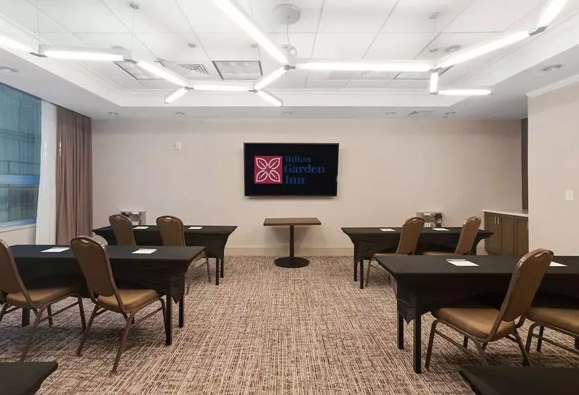 هتل Hilton Garden Inn New Orleans French Quarter/cbd